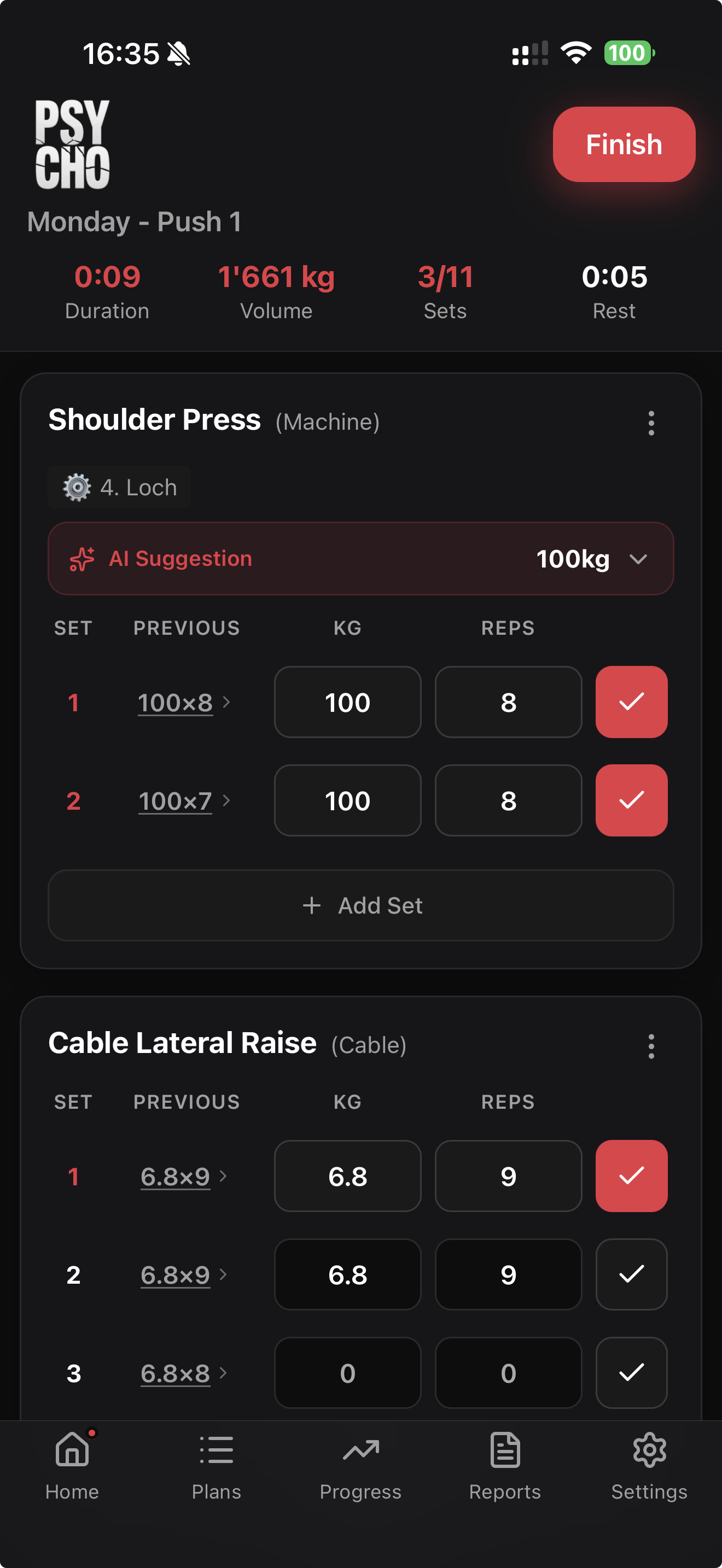GymPsycho Training Screen showing active workout with Shoulder Press exercise, weight suggestion of 100kg, completed sets with checkmarks, and rest timer - demonstrating the 3-tap logging workflow